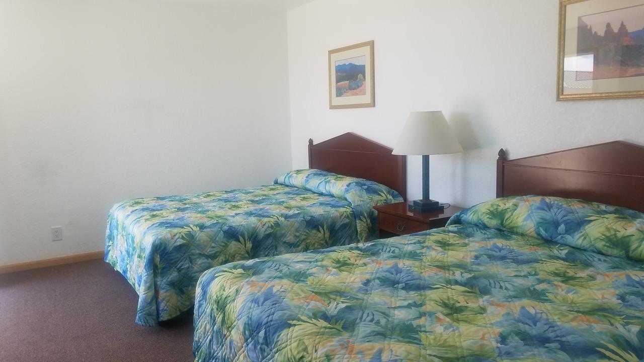 Howard'S Motel Glendo Esterno foto